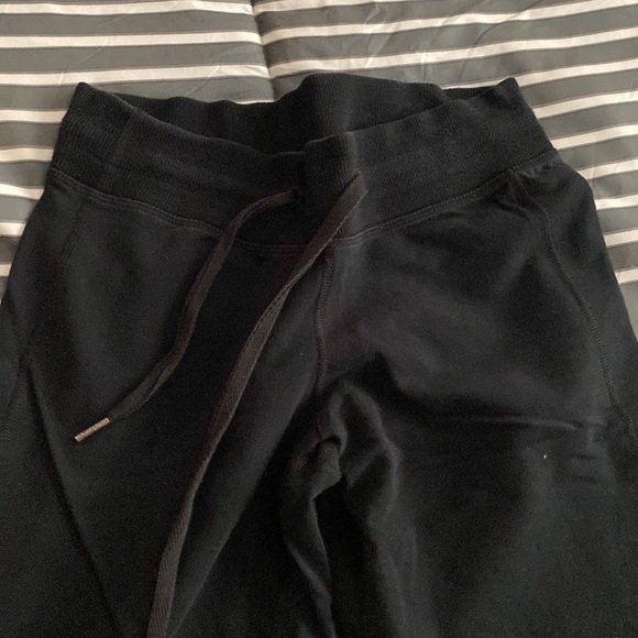 Lululemon jogger sweats - Picture 4 of 4
